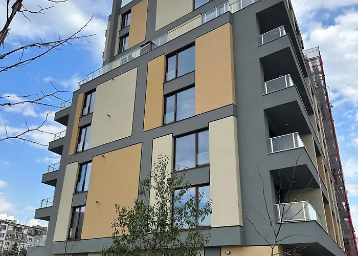 Lovely Stylish Brand New Flat *